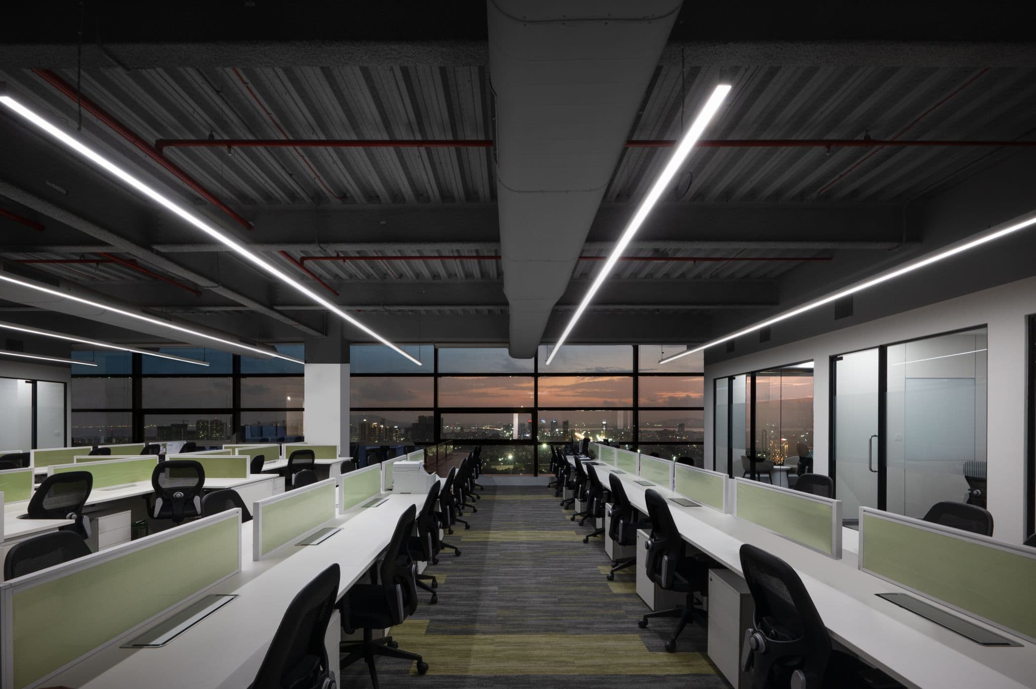 Open office or closed office: Which one is better? Office Space investment in Real estate Hyderabad